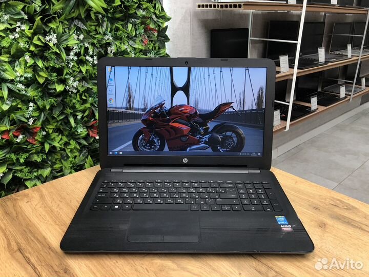 15.6 FHD Hp/Core i3/12Gb/256SSD/Radeon R5