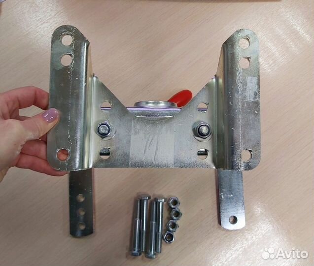 Хомут опорного колеса прицепа лодочного мзса сери