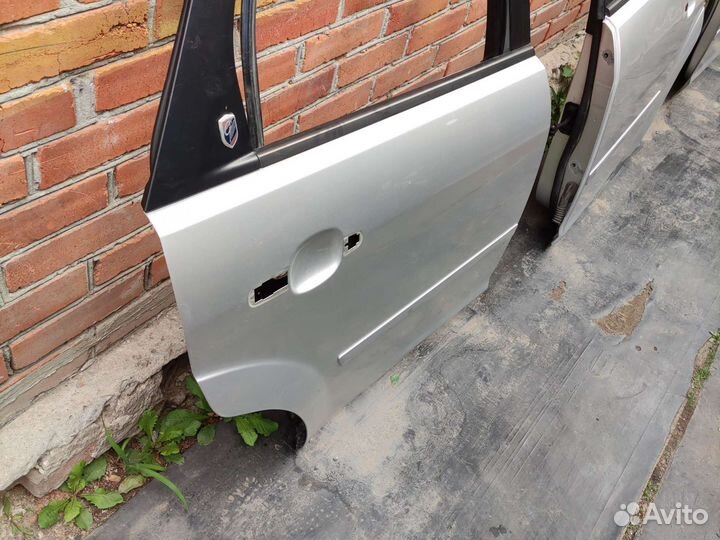 Двери задняя правая ford focus 2