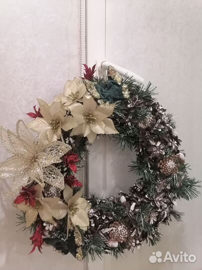 Новогодний венок ручной работы