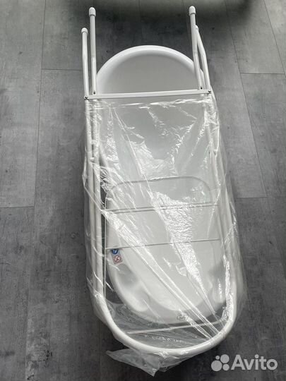 Детская ванночка с подставкой