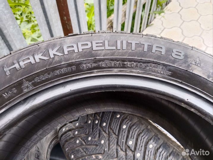 Nokian Tyres Hakkapeliitta 8 225/50 R17 98T