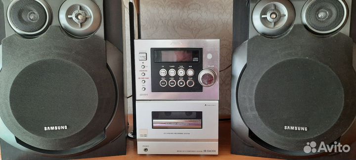 Музыкальный центр