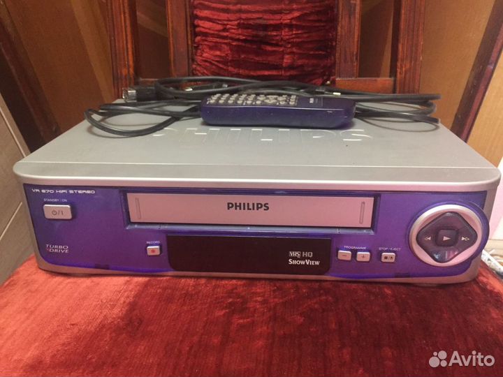 Продаю видеомагнитофон philips