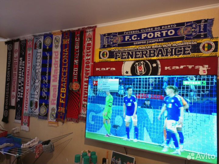 Коллекция спортивных шарфов