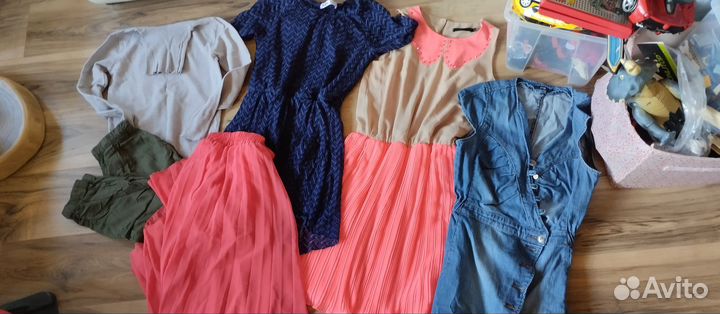 Два пакета платьев на девочку 160 по одной цене