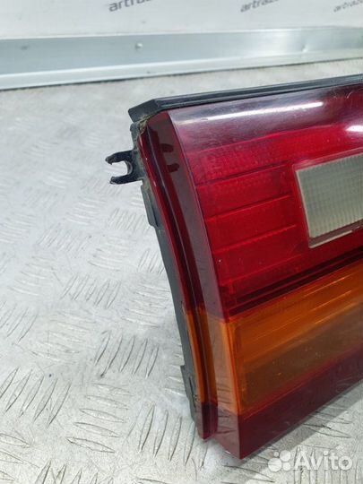 Фонарь центральный Toyota Crown ZS 143 2JZ GE 1992