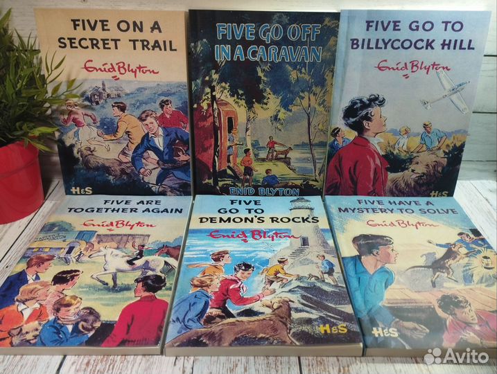 Enid Blyton The Adventure of The Famous Five