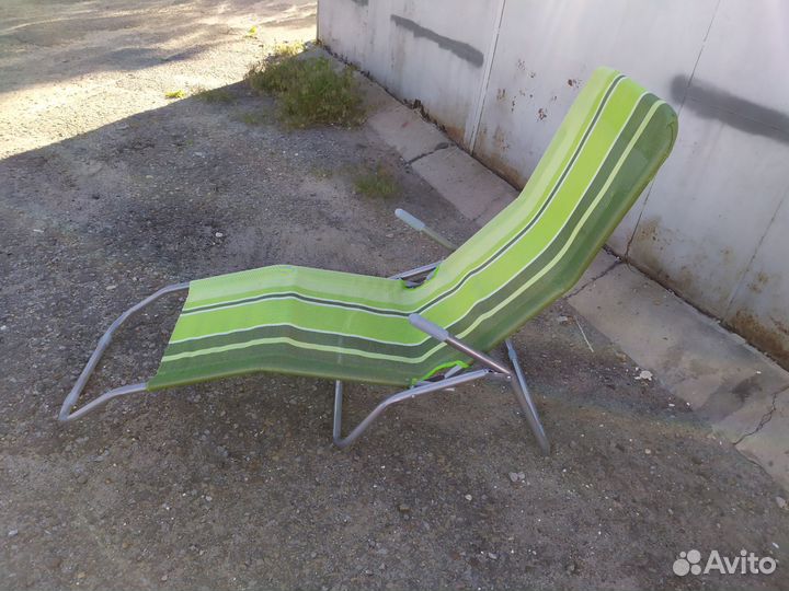 Шезлонг пляжный складной, металл Раскладной