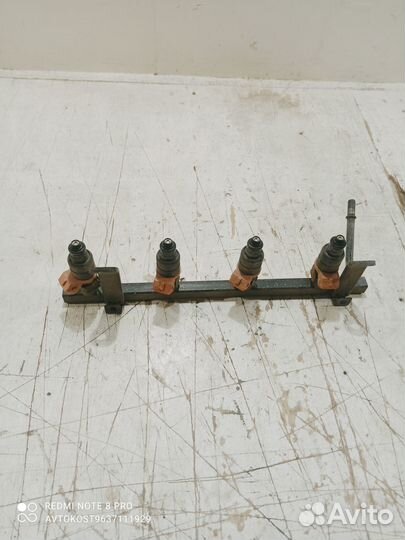 Топливная рампа с форсунками Daewoo Matiz