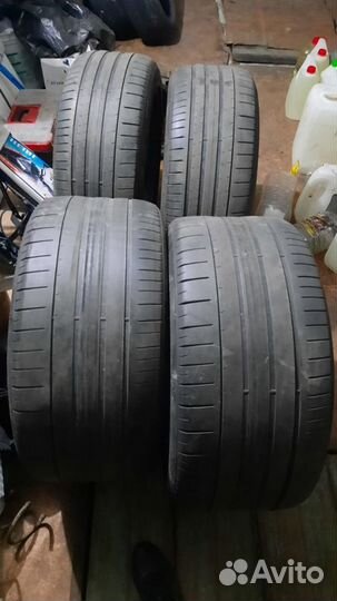 Pirelli P Zero 275/45 R21 и 315/40 R21