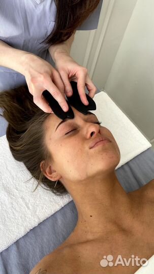 Лечебный массаж, снятие боли в спине