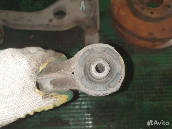 Рычаг передний Опель Вектра Б