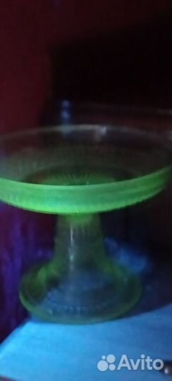 Ваза урановое стекло Мальцев