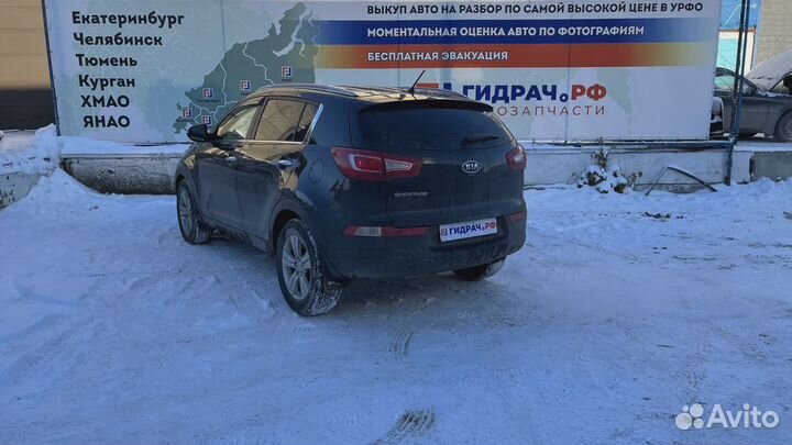 Ручка внутренняя потолочная задняя правая Kia Spor