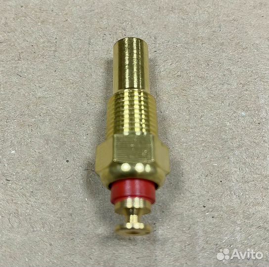 Датчик температуры Opel Astra F (brave)