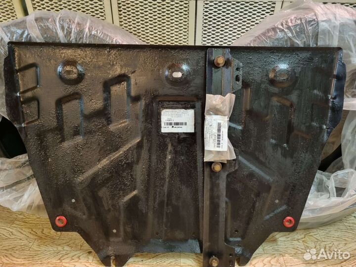 Защита двигателя на Мазду