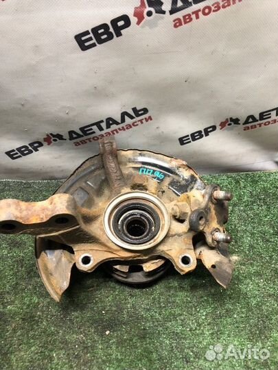 Кулак поворотный передний правый Toyota Carina