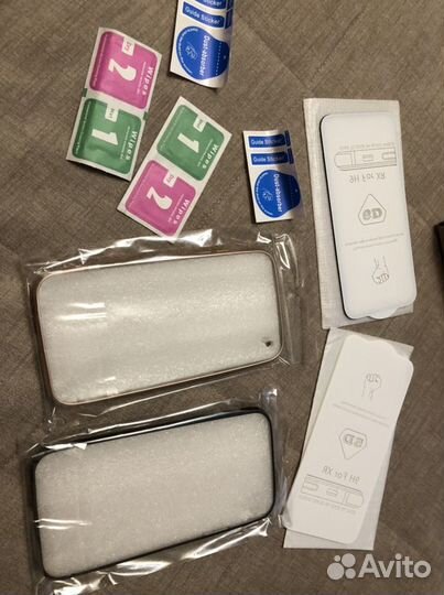 Чехлы на iPhone XR и два стекла Новые