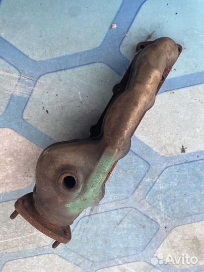 Коллектор выпускной 079253033C