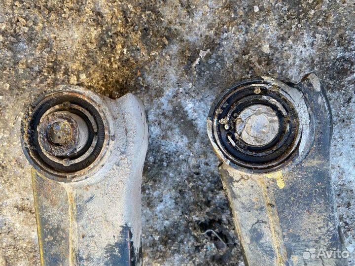 Рычаг задний подпружинный Kia Sportage 3