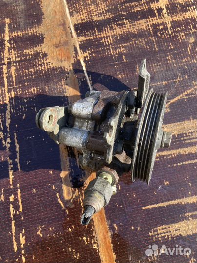 Lexus rx 1 насос гура