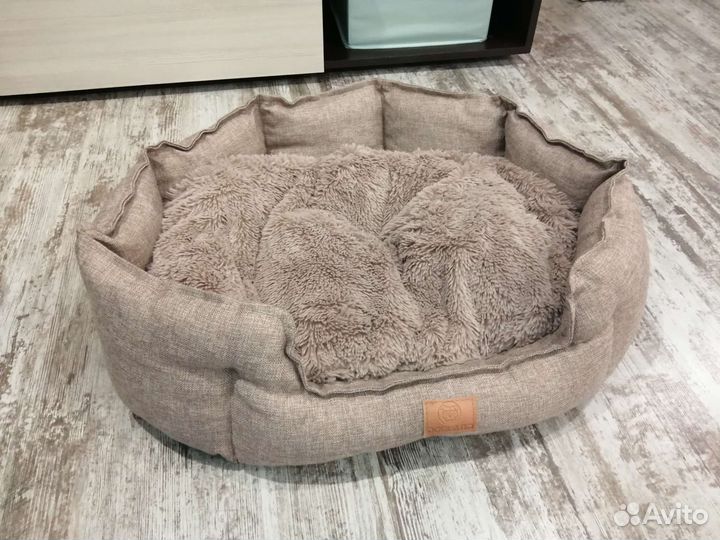 Лежанка для собак и кошек