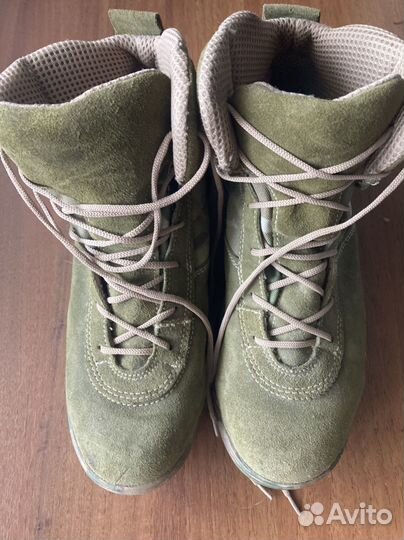 Кроссовки замшевые р. 42