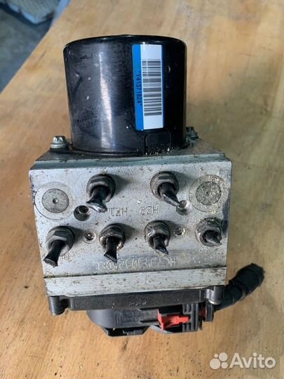 Блок abs Volkswagen Passat B6 1.8 BZB