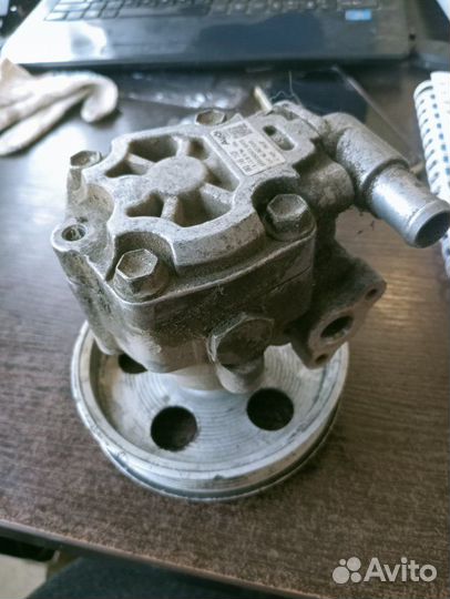 Насос гур Audi A4 B8 CJE 2013