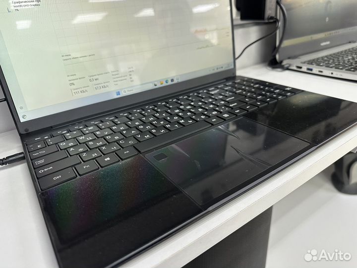 Новый офисный ноутбук