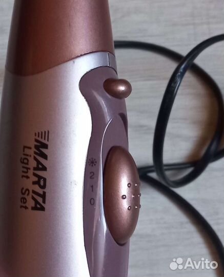 Фен-щетка marta бу