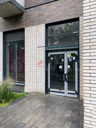 Продам торговое помещение, 130 м²