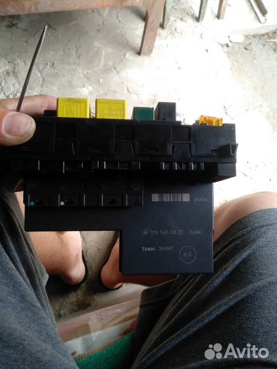 Блок предохранителей Мерседес w210.2.8л