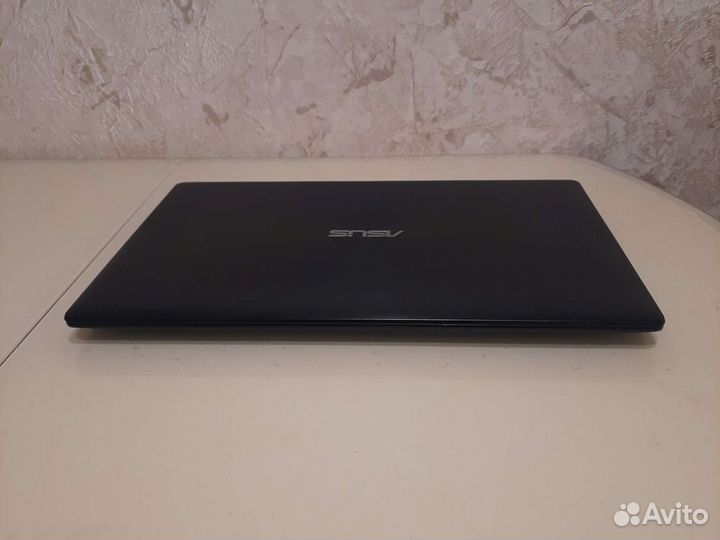Ноутбук asus