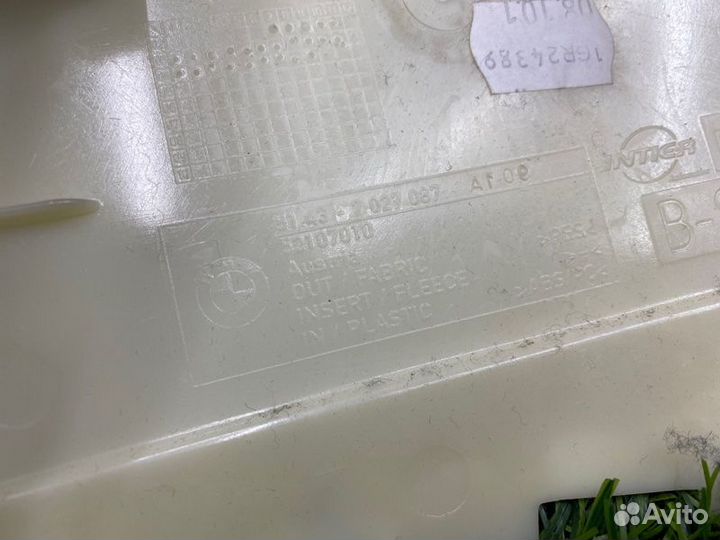 Накладка на стойку кузова Bmw 525 E60 M54B25 2004