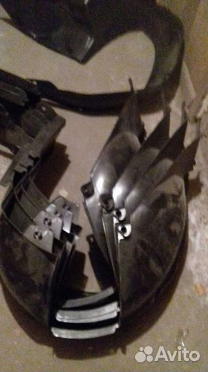 Подкрылки на нисан