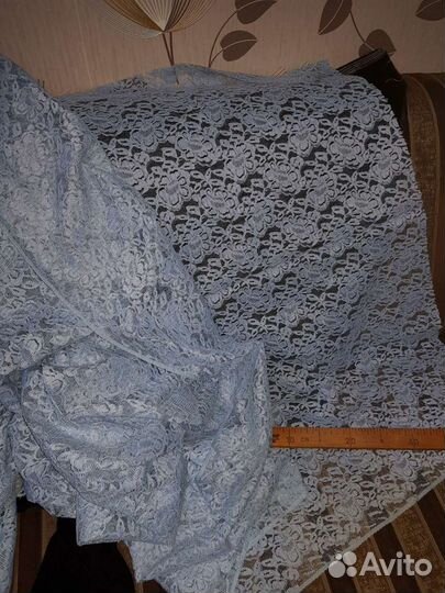 Отрез ткани Гипюр голубого и белого цвета