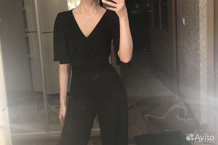 Комбинезоны черный и голубой подойдет на xs,s,m