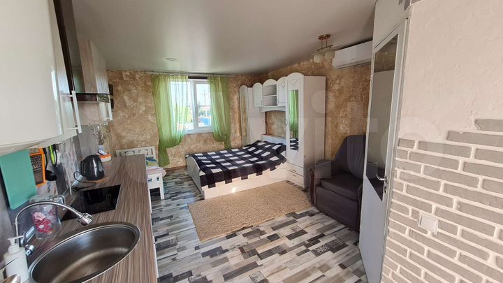 Дом 25 м² на участке 3 сот.