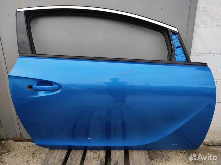 Дверь правая на Opel Astra J GTC 3Д