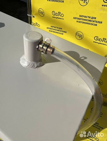 Маслоохладитель бетононасоса