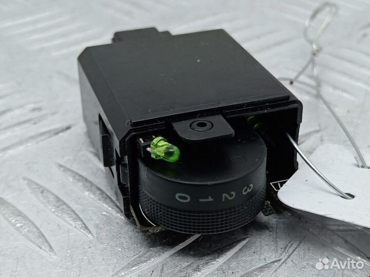 Кнопка корректора фар Hyundai Tucson 2005