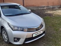 Toyota Corolla 1.6 MT, 2013, битый, 140 000 км, с пробегом, цена 1 000 000 руб.