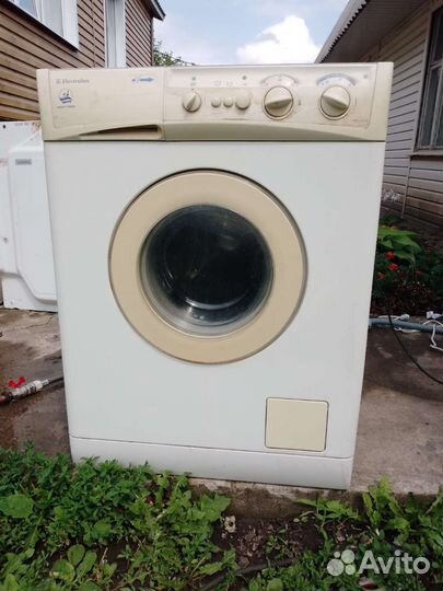 Стиральная машина с сушкой electrolux