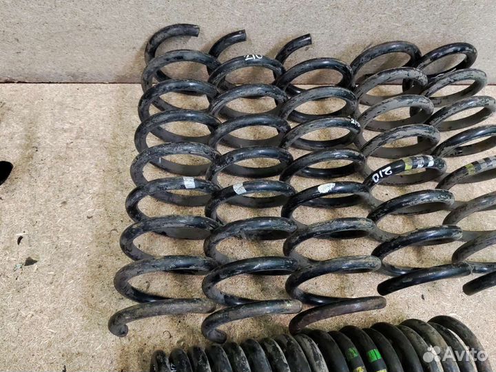 Пружины перед Мерседес 208 w208 170 202 210