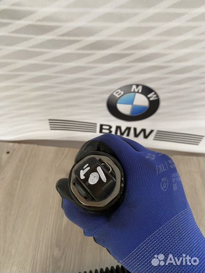 Амортизаторы крышки багажника BMW F01/F02