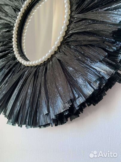 Настенное зеркало 