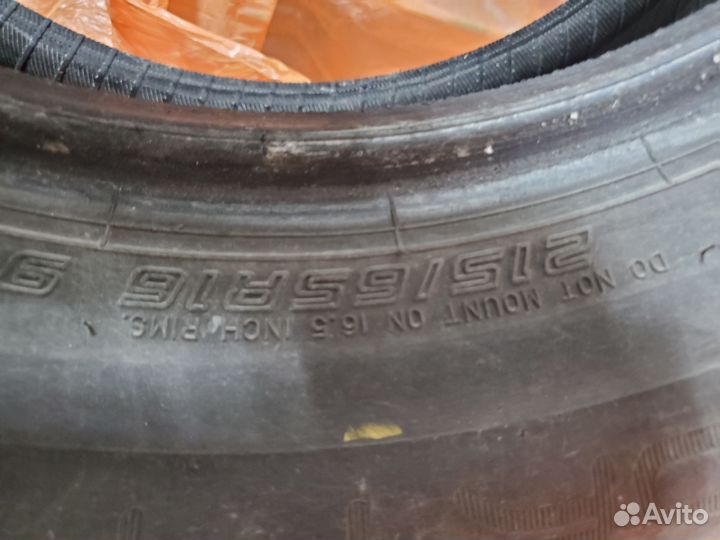 Dunlop SP Sport FM800 215/65 R16 98H