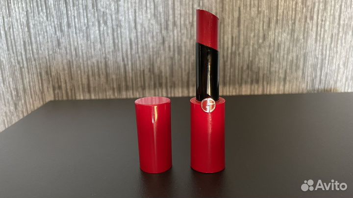 Armani помада-блеск